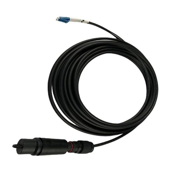 How many steel straps are needed for the fiber optic splice closure 