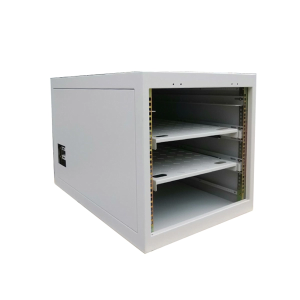 Voltage of small busbar in switchgear