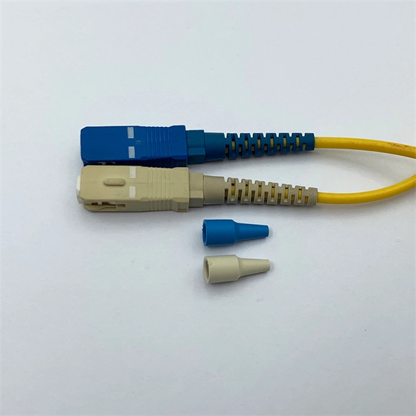 Cambodia Fiber Optic Distribution Box 8 Cores