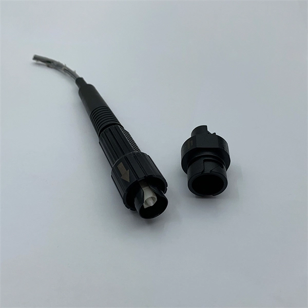 Fiber optic handheld light source for campus network with ±0 05dB accuracy