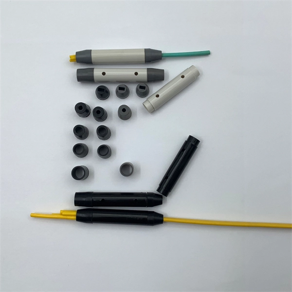 What wires should be connected to the fiber optic cold connector 