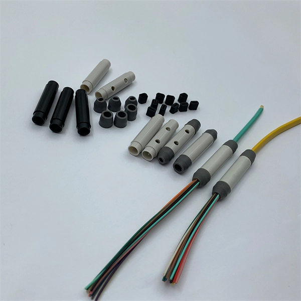 Door-to-door transport of industrial switches 10G