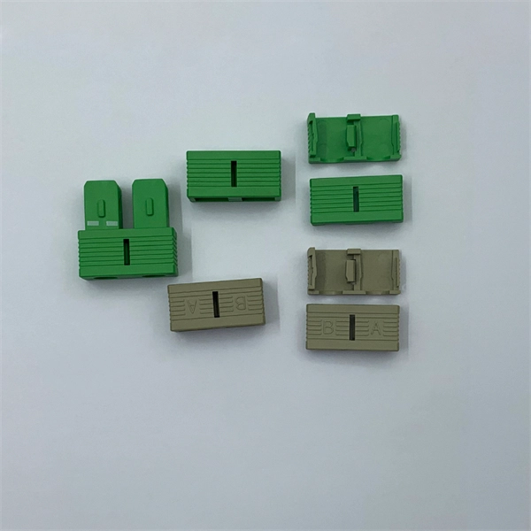 How to add dividers to cable trays