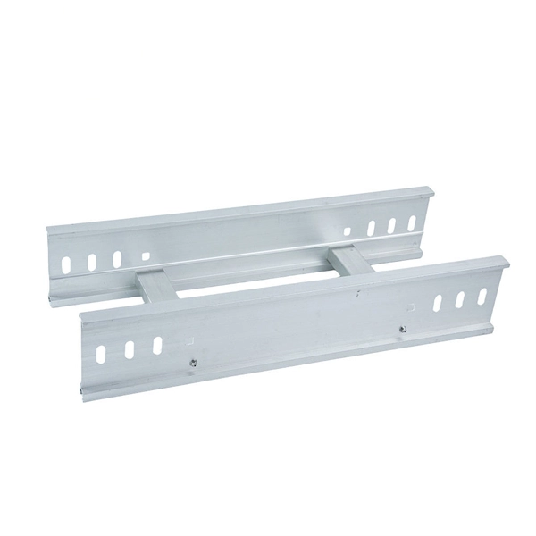 How many optical terminals can be used with a single-mode fiber 